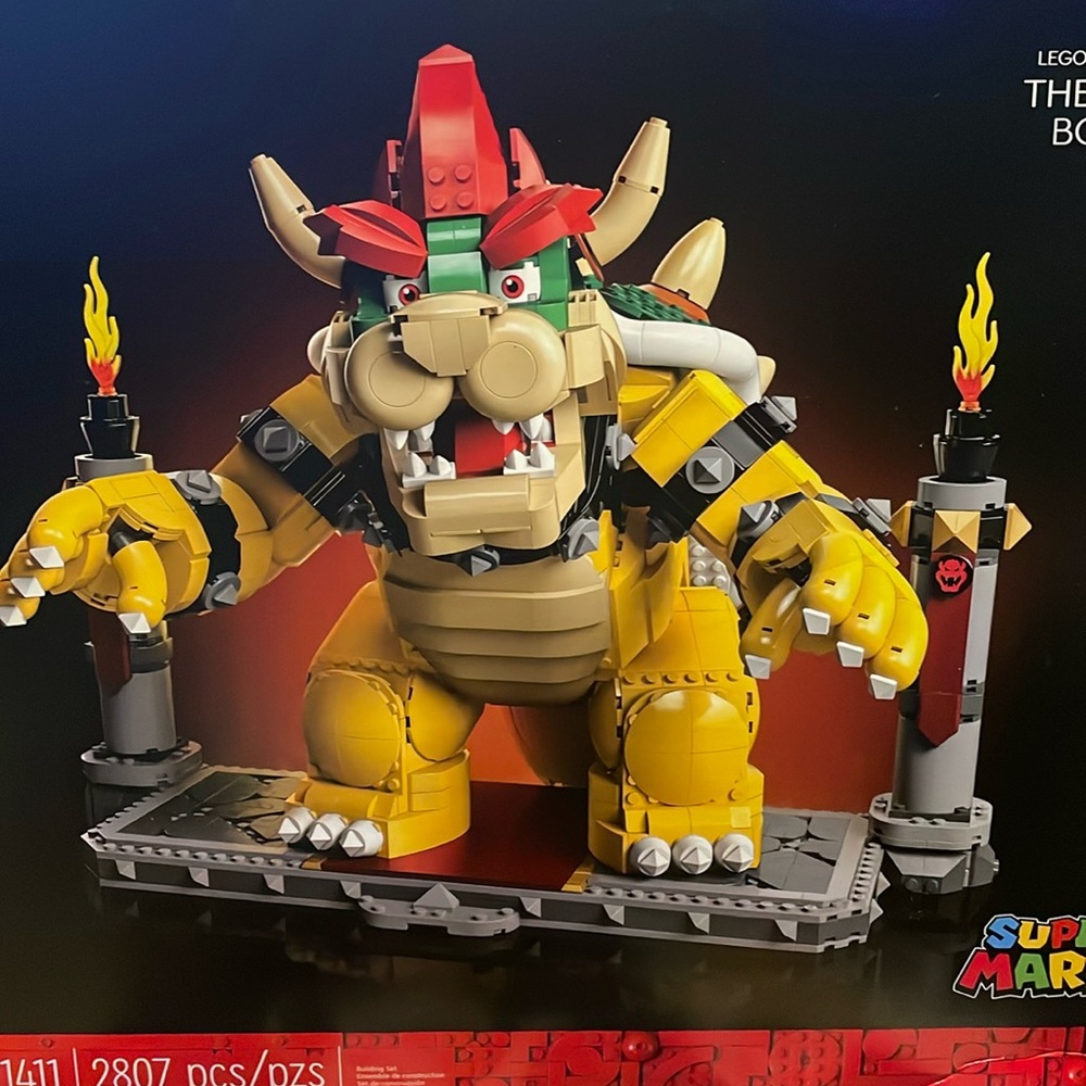 LEGO The Mighty Bowser Lego set NEVER OPENED